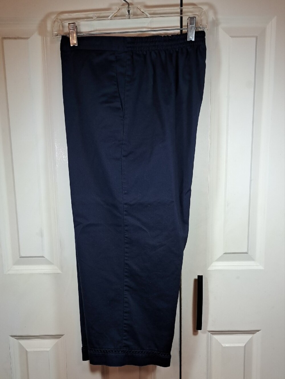 Alfred Dunner Navy Cropped Ankle Pants - Picture 5 of 6